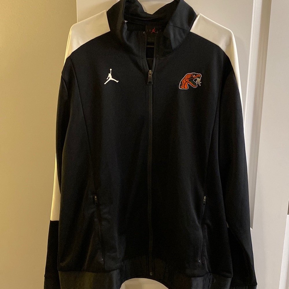 NWT XXL Jordan FAMU jacket